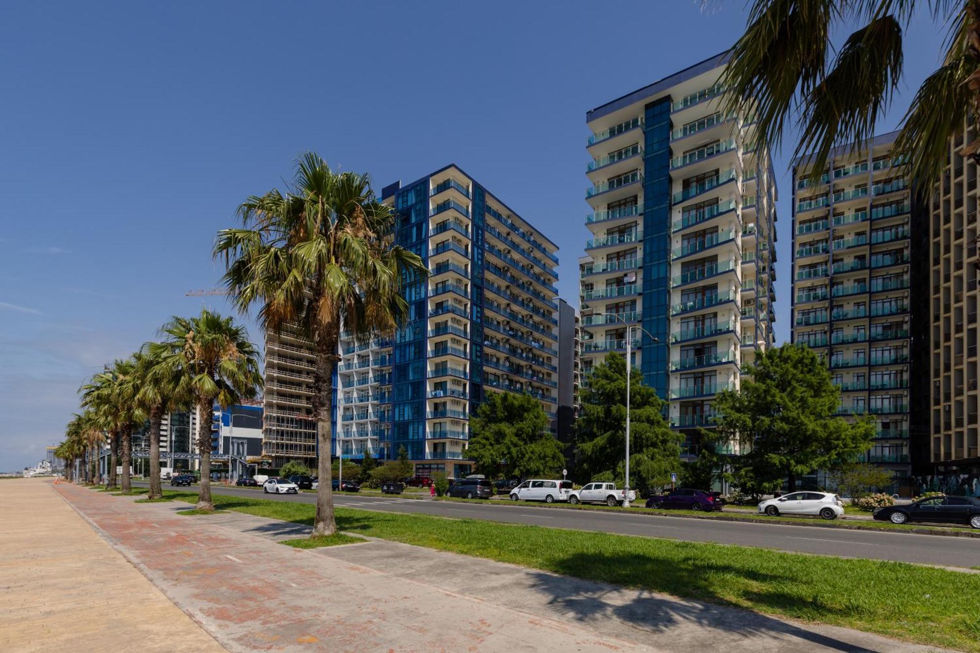 Aqua Batumi Hotel & Apartments Buitenkant foto